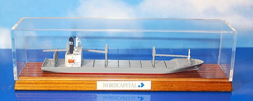 Schiffsmodell...1:1250...Stüc