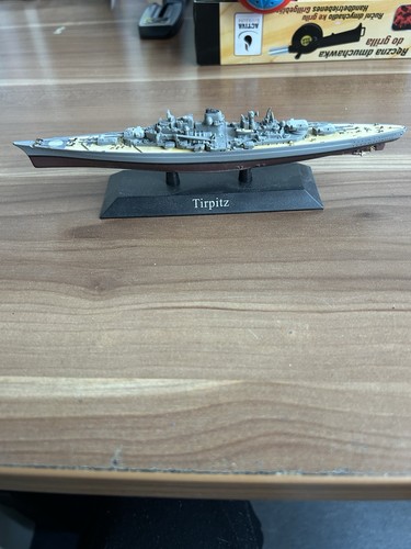 Schlachtschiff tirpitz - schlachtschiff,